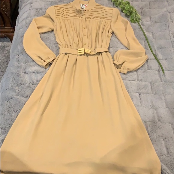 Vintage 1970’s PSZ Pleated Belted Dress - Picture 10 of 12